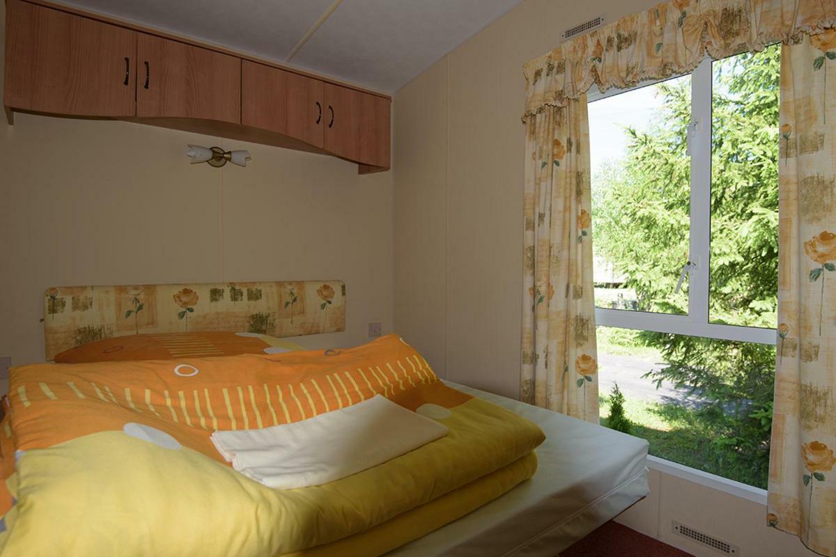 Holiday Lodge Pogorzelica  Buitenkant foto